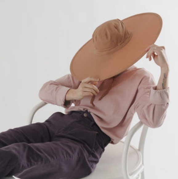 BAGGU Accessories - NWOT BAGGU Packable Sun Hat in Adobe